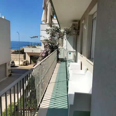 Lumi B&B Pet And Planet Friendly Polignano a Mare Exterior photo